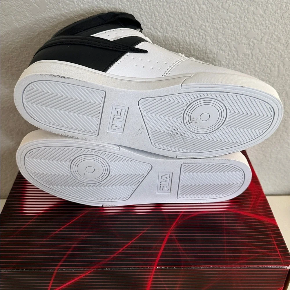 Fila Kid's Vulc 13 Tech Black White‎ Sneakers Size 5 Youth New in Box!